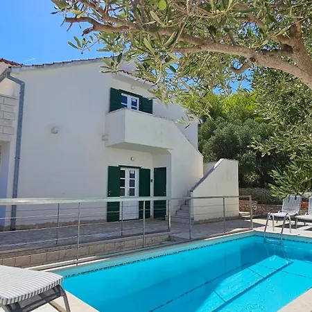 Villa Spacious Villa,pool, Sea Views, Terraces, Gardens - Maria Sutivan